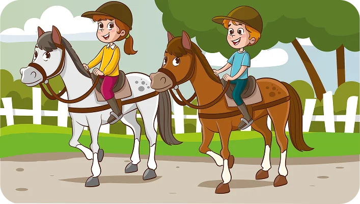 Deux enfants montent joyeusement à cheval par une journée ensoleillée. La fillette en chemise jaune est sur un cheval blanc, tandis que le garçon en chemise bleue monte un cheval brun.